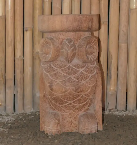 Product image 7 of the product “Owl Statue as Stool. From coconut palm 50cm Height. Approx. 25cm dia. ”